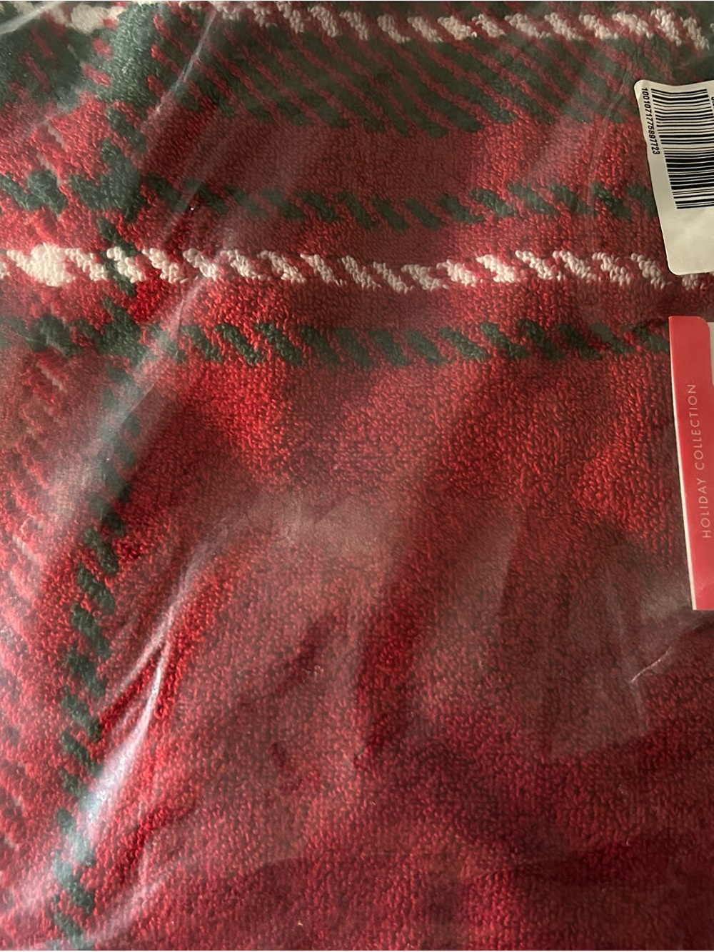 Bath Towel Red Holiday Plaid Collection New Carro